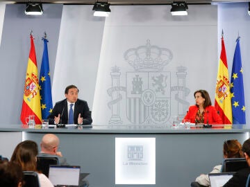José Manuel Albares y Margarita Robles